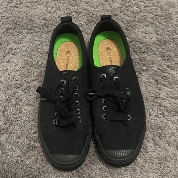 Cariuma All Black Canvas Oca - Picture 5 of 5